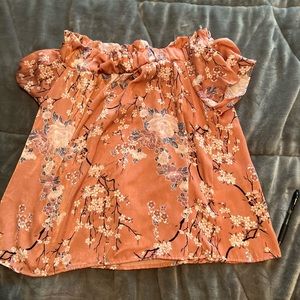 Silk pink blouse —- large
